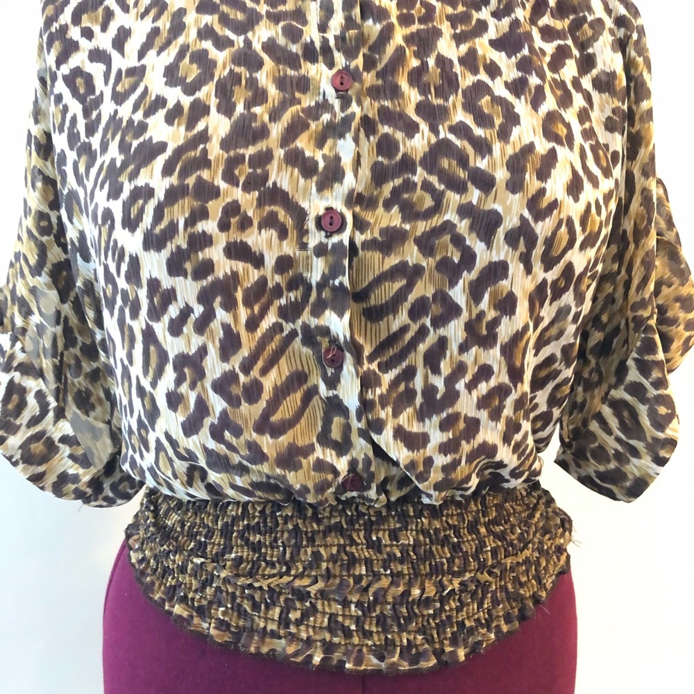 Forever 21 Woman's Animal Print Top - Picture 11 of 13